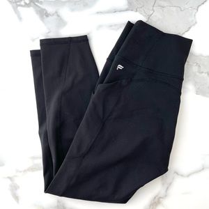 Fabletics Oasis High-Waisted 7/8 Legging SM Black